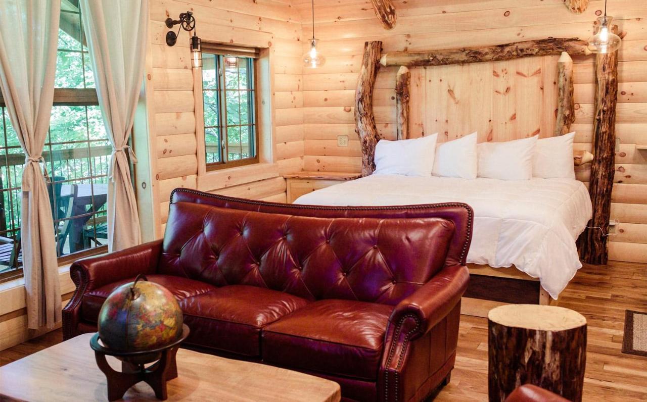 Cricket Hill Treehouse B By Amish Country Lodging Міллерсбург Екстер'єр фото