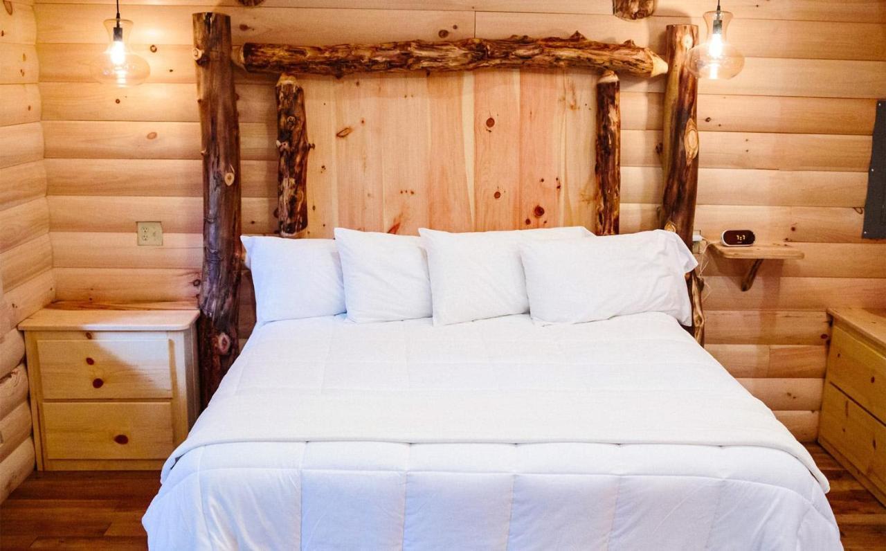 Cricket Hill Treehouse B By Amish Country Lodging Міллерсбург Екстер'єр фото