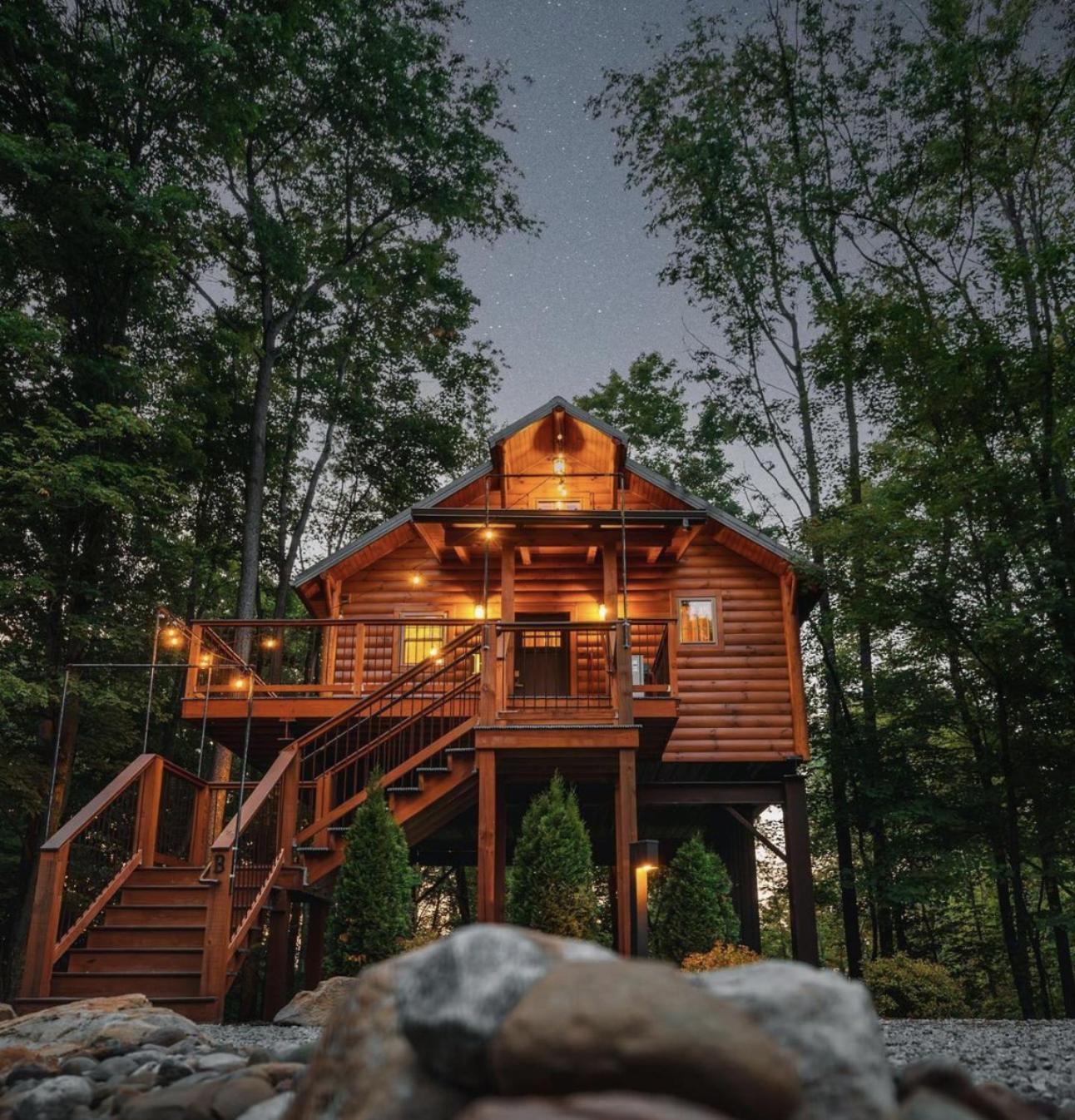 Cricket Hill Treehouse B By Amish Country Lodging Міллерсбург Екстер'єр фото